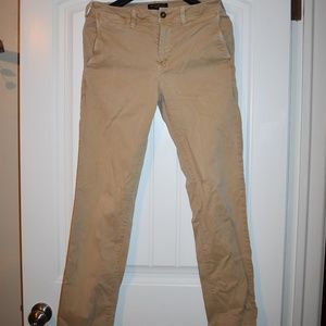 29x32 relaxed khaki pants